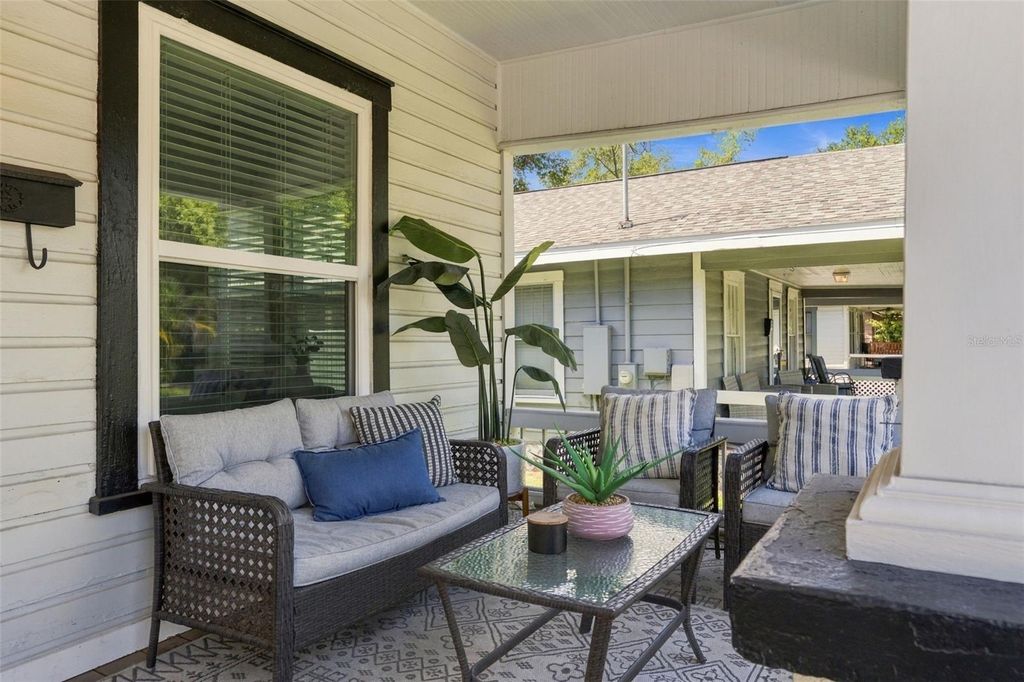 Image 3 of property listing at 109 E JEAN STREET, Tampa, FL 33604
