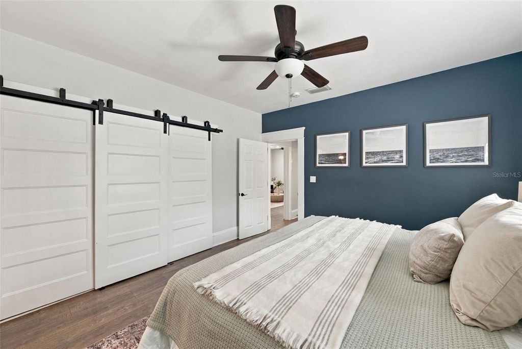 Image 21 of property listing at 109 E JEAN STREET, Tampa, FL 33604