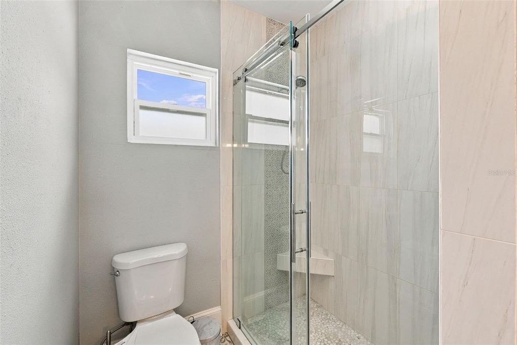 Image 23 of property listing at 109 E JEAN STREET, Tampa, FL 33604