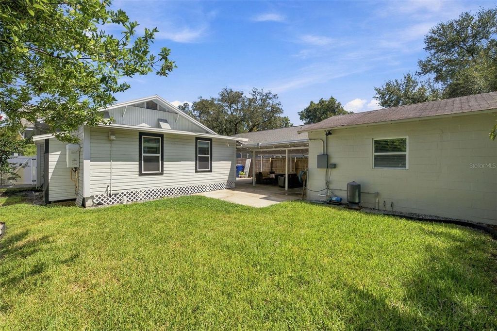Image 38 of property listing at 109 E JEAN STREET, Tampa, FL 33604