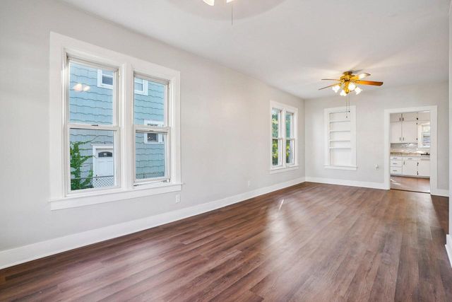 7402 8th AVENUE, Kenosha, WI 53143