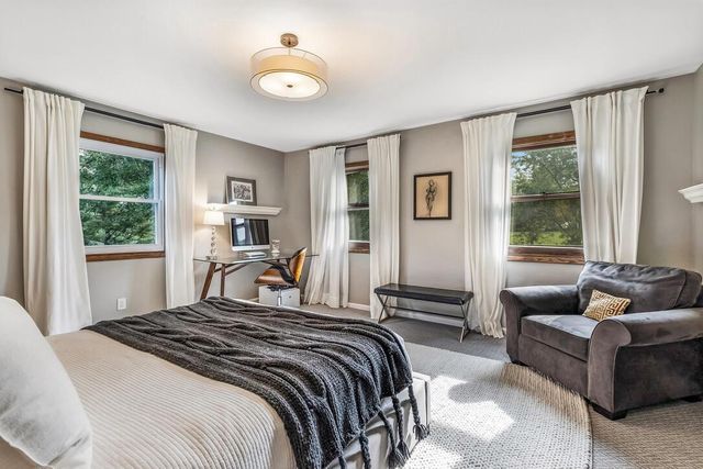 3606 W Chantilly COURT, Mequon, WI 53092