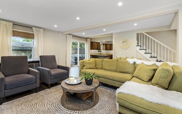 3606 W Chantilly COURT, Mequon, WI 53092
