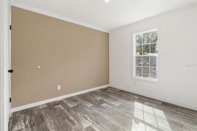 5234 YELLOW PINE STREET N, St Petersburg, FL 33709