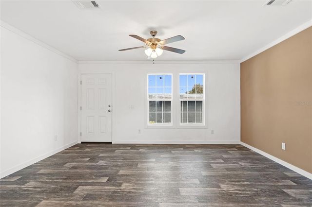 5234 YELLOW PINE STREET N, St Petersburg, FL 33709