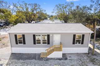 5234 YELLOW PINE STREET N, St Petersburg, FL 33709