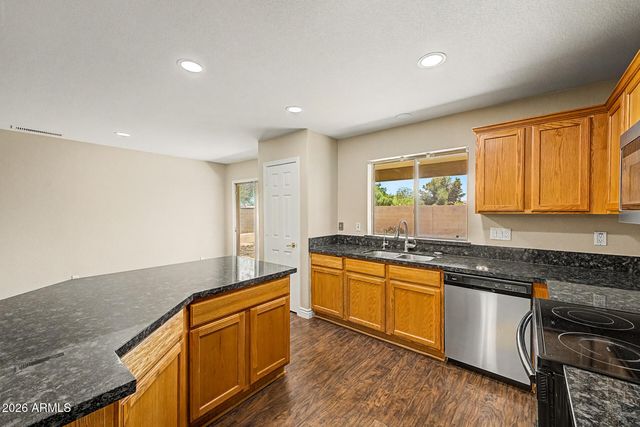 13857 W COTTONWOOD Street, Surprise, AZ 85374