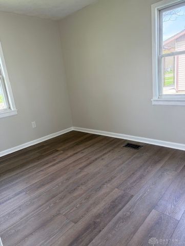 113 Poe Lane, Xenia, OH 45385