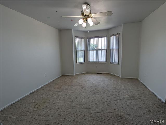 1029 Villa Gran Way, Fenton, MO 63026