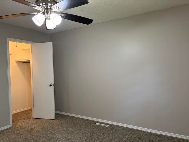 3205 W Marty Street, Springfield, MO 65810