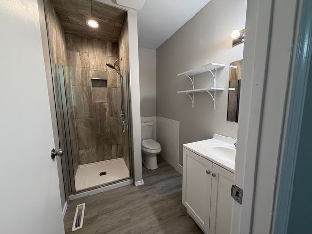3205 W Marty Street, Springfield, MO 65810