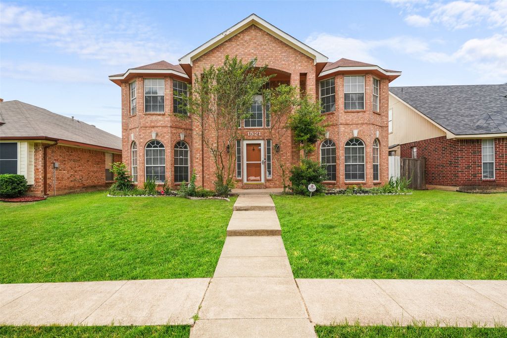 1521 Curtis Lane, Cedar Hill, TX 75104 — exterior