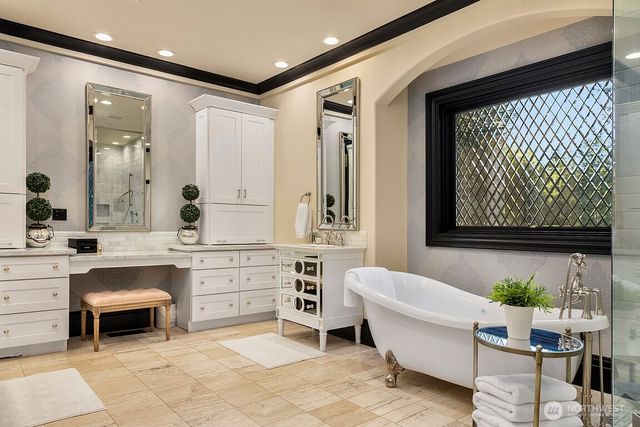 20220 NE 133rd Street, Woodinville, WA 98077