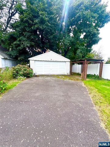 160-162 Florida Avenue, Paterson, NJ 07503