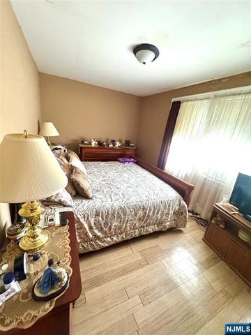 160-162 Florida Avenue, Paterson, NJ 07503