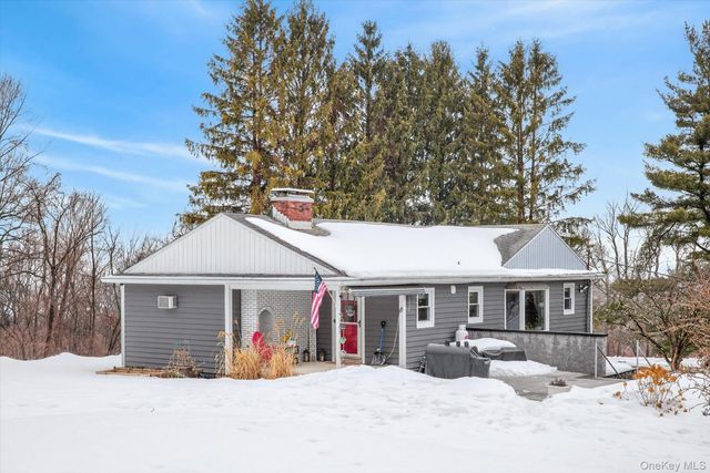 110 Stagecoach Pass, Stormville, NY 12582