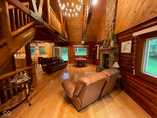 7760 E 290 S, Rockville, IN 47872