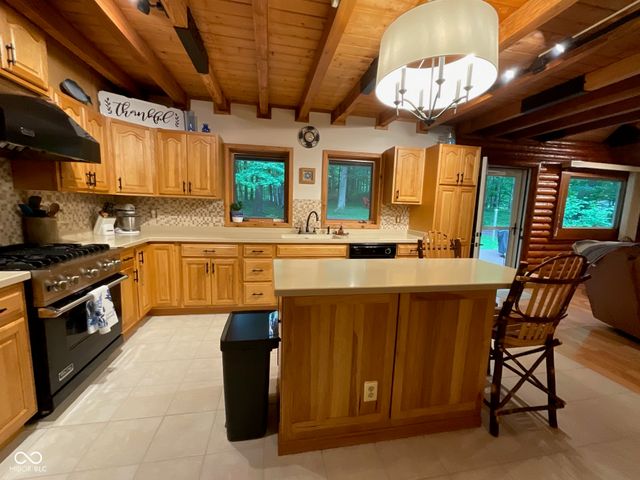 7760 E 290 S, Rockville, IN 47872
