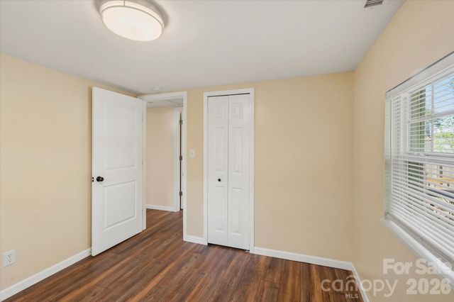 89 Carolina Avenue, Brevard, NC 28712
