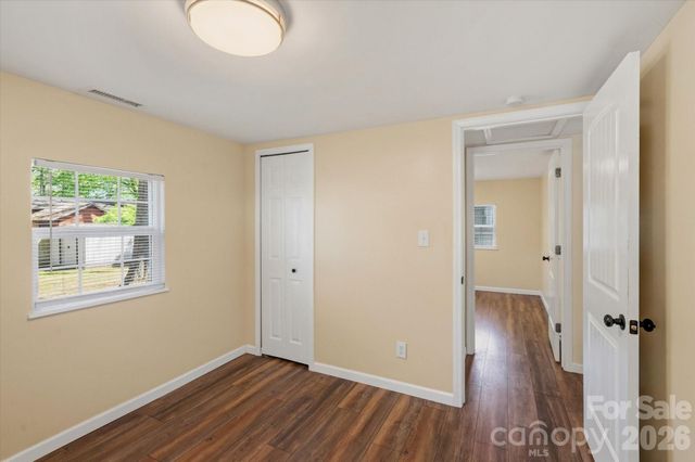 89 Carolina Avenue, Brevard, NC 28712