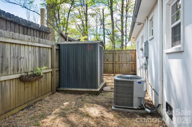 89 Carolina Avenue, Brevard, NC 28712