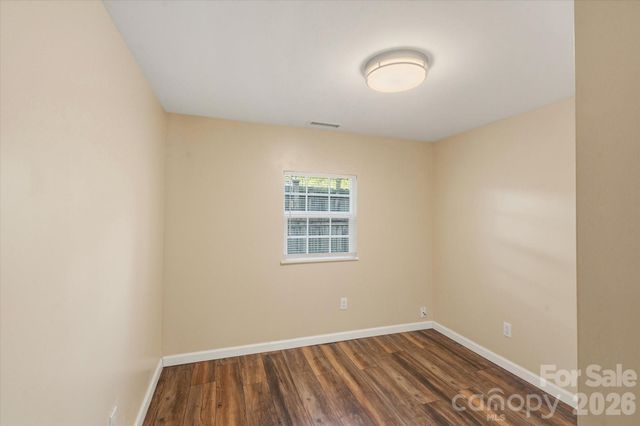 89 Carolina Avenue, Brevard, NC 28712