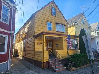 60 Murray Ave 2, Paterson City, NJ 07501