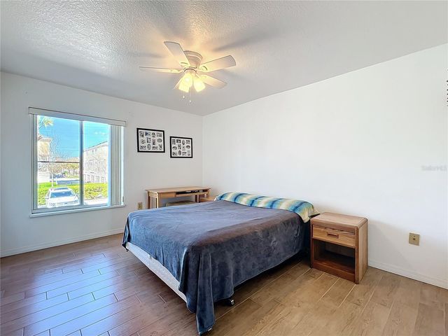 562 ORANGE DRIVE 33, Altamonte Springs, FL 32701