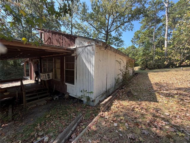 673 Whisperwood Drive, Onalaska, TX 77360