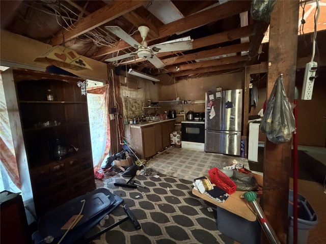673 Whisperwood Drive, Onalaska, TX 77360