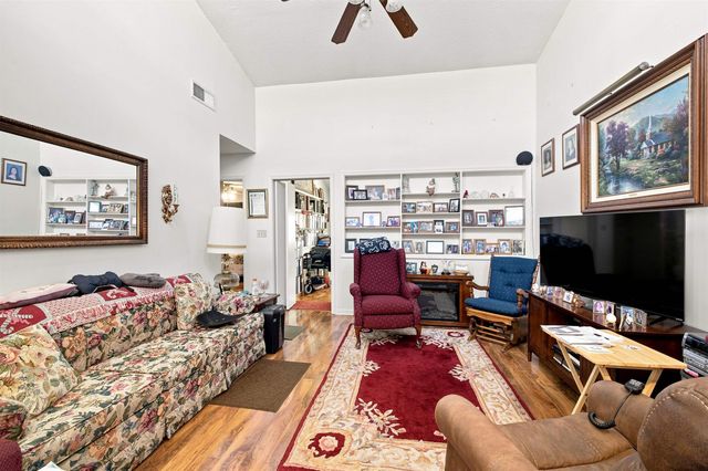5023 Scheibler Rd Apt E4, Memphis, TN 38128