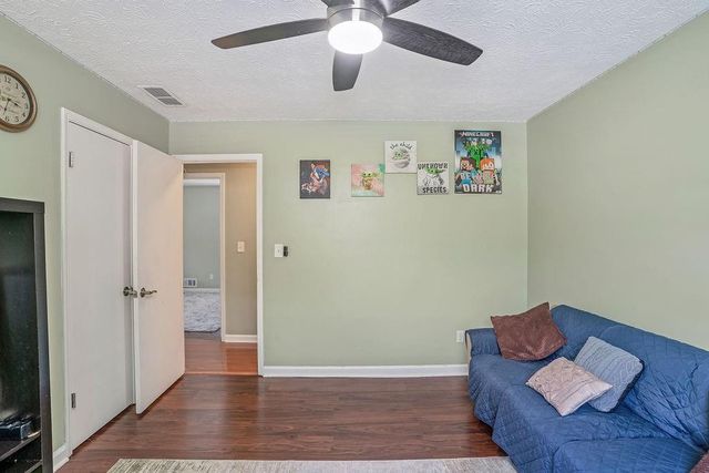 4227 Summer Wood Drive, Snellville, GA 30039