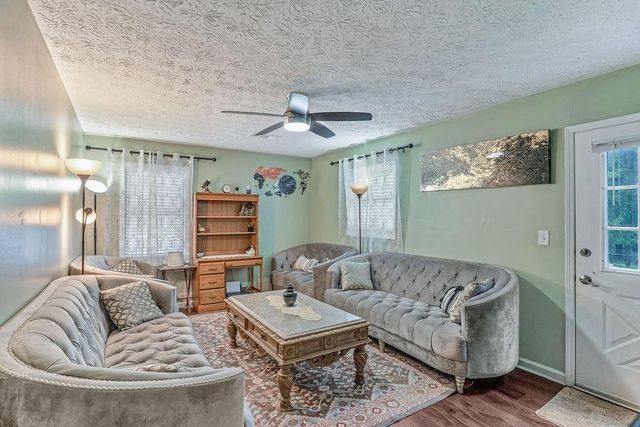 4227 Summer Wood Drive, Snellville, GA 30039