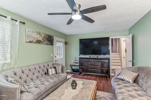4227 Summer Wood Drive, Snellville, GA 30039