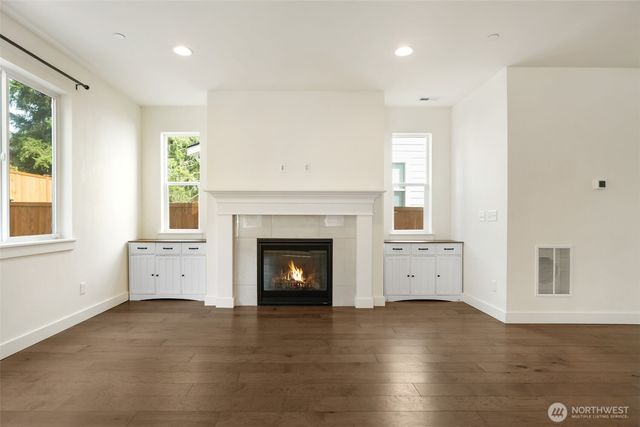 10091 Ramble Dr, Bremerton, WA 98311
