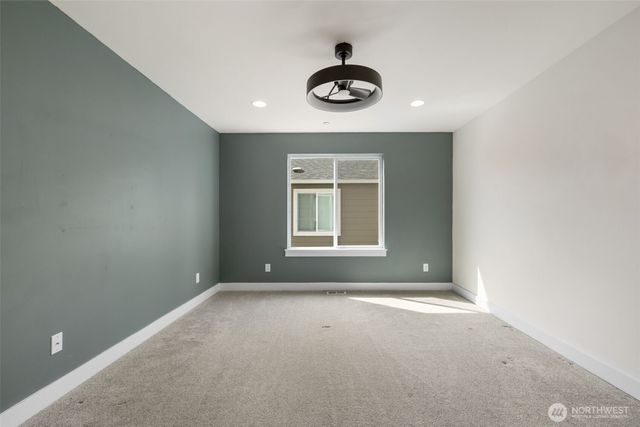 10091 Ramble Dr, Bremerton, WA 98311