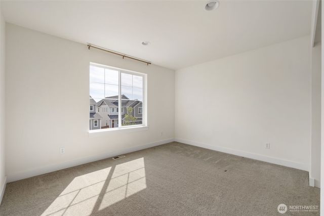 10091 Ramble Dr, Bremerton, WA 98311