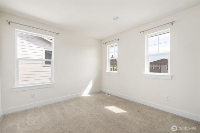 10091 Ramble Dr, Bremerton, WA 98311
