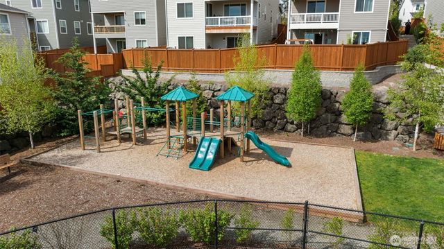 10091 Ramble Dr, Bremerton, WA 98311