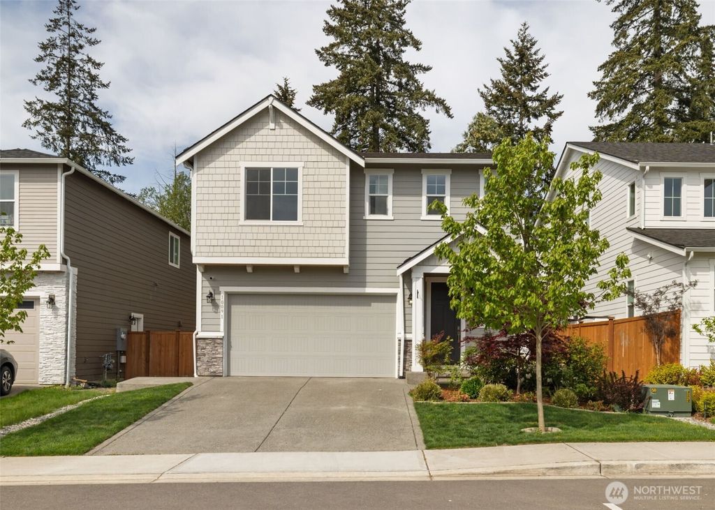 10091 Ramble Dr, Bremerton, WA 98311