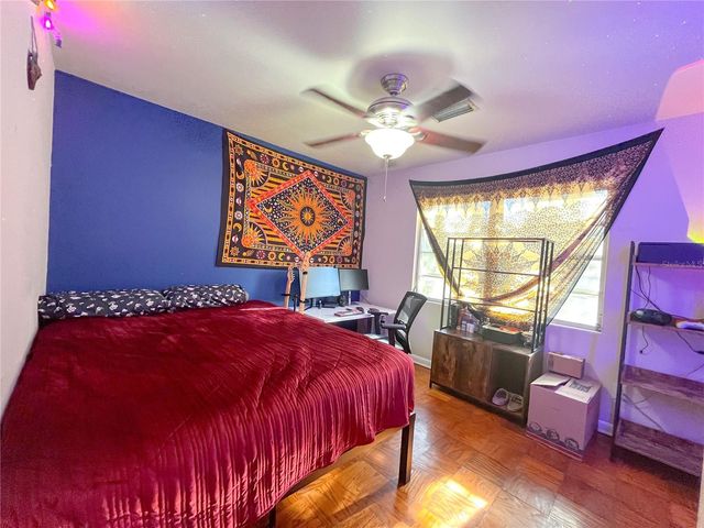 4018 NW 10TH AVENUE, Gainesville, FL 32605