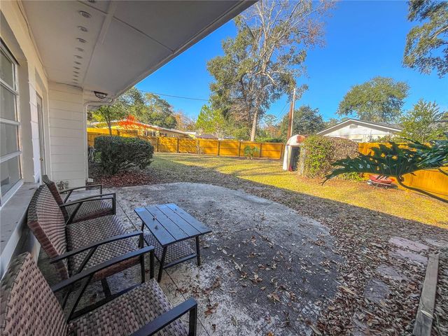 4018 NW 10TH AVENUE, Gainesville, FL 32605