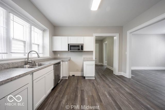 538 W 29th Street A, Indianapolis, IN 46208