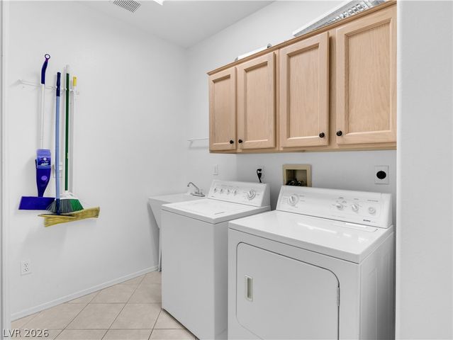 10525 Mission Lakes Avenue, Las Vegas, NV 89134