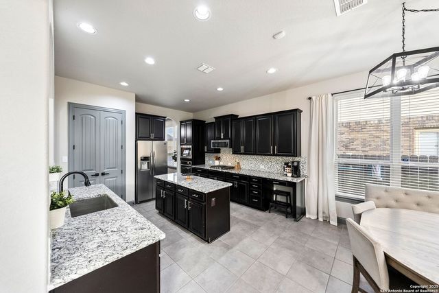 8418 MYSTIC CHASE, Boerne, TX 78015