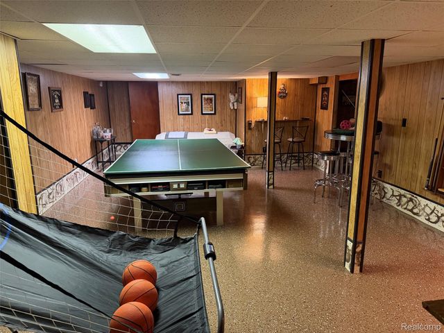 711 Van Sull Street, Westland, MI 48185