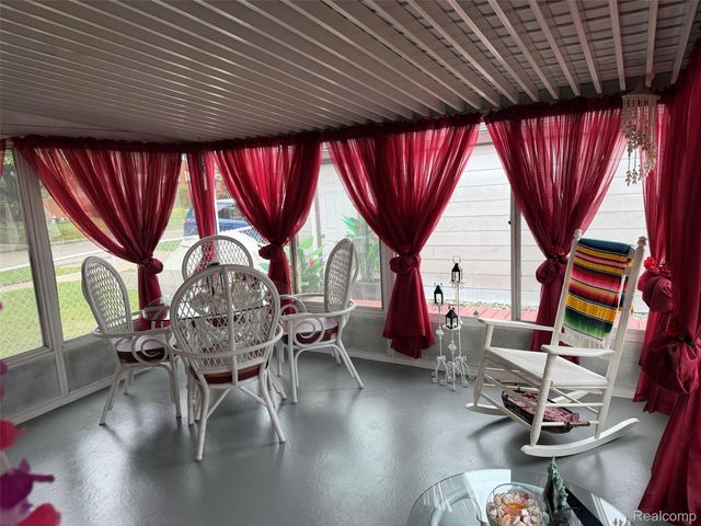 711 Van Sull Street, Westland, MI 48185