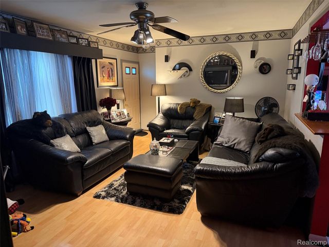 711 Van Sull Street, Westland, MI 48185