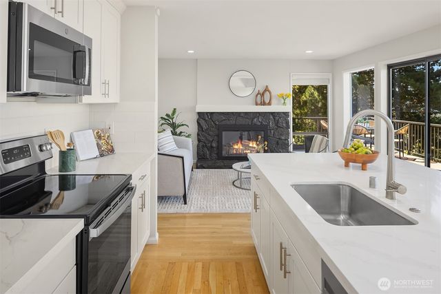 11206 SE 77th Place, Newcastle, WA 98056