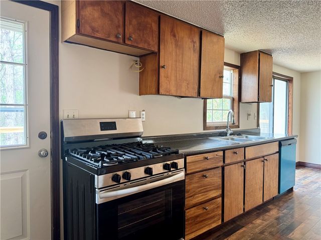 17494 Pleasure Heights Road, Springdale, AR 72764